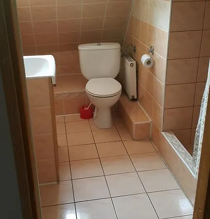 بيت ضيافة Scots Pokoje Goscinne *