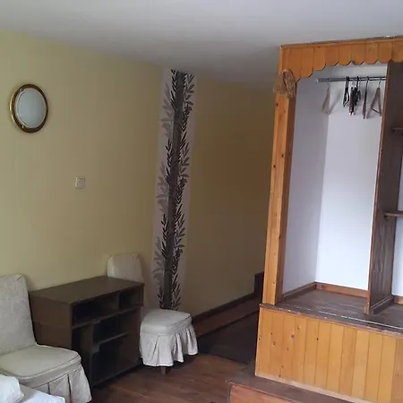 Scots Pokoje Goscinne 스클라르스카포렘바